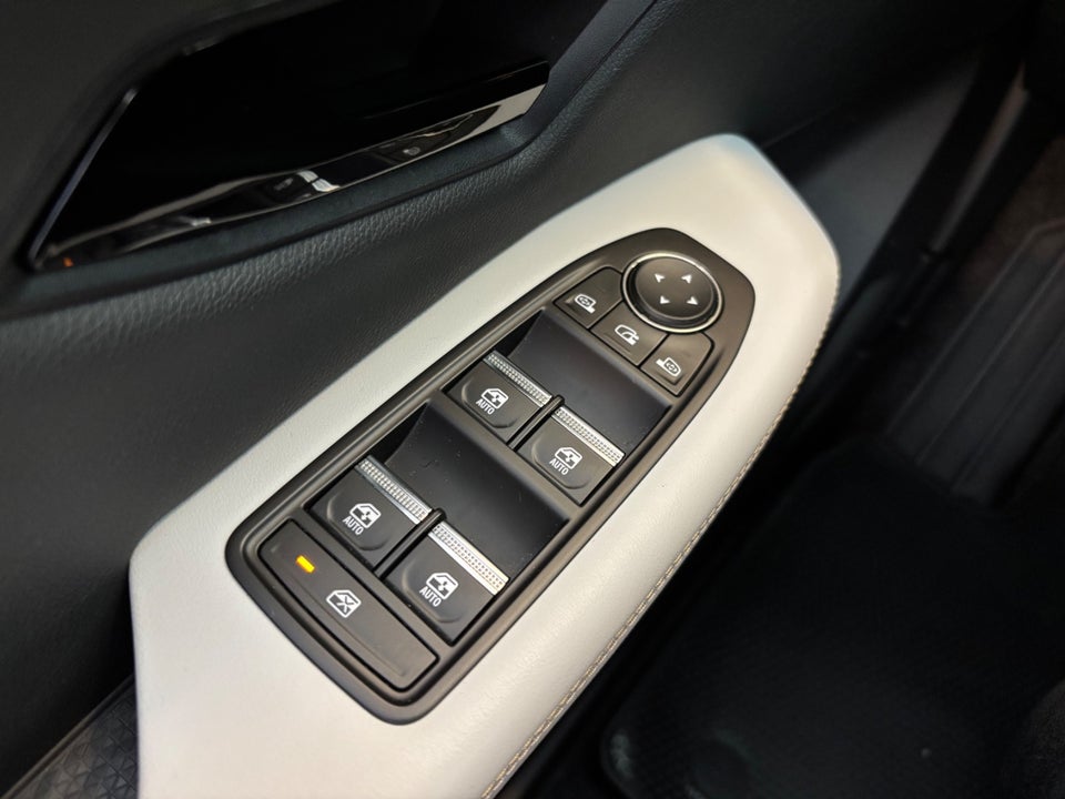 Renault Scenic E-Tech 87 Iconic 5d