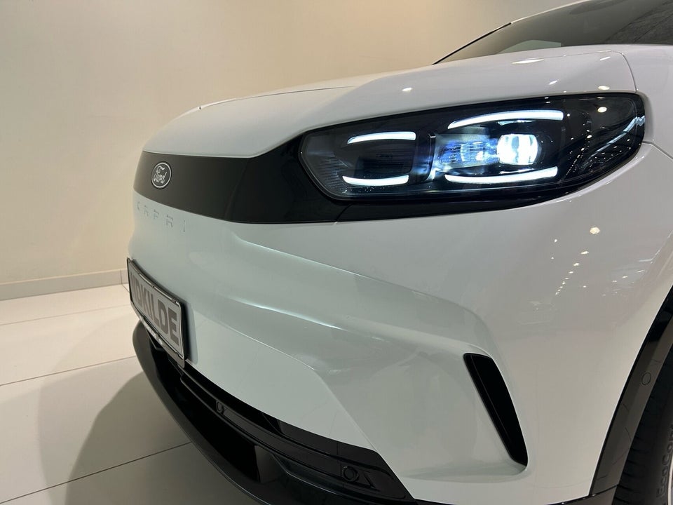 Ford Capri 77 Select Extended Range 5d