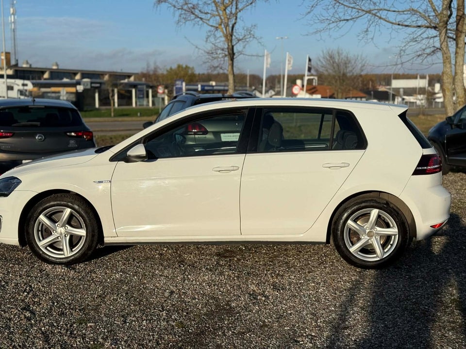 VW Golf VII 1,4 GTE DSG 5d