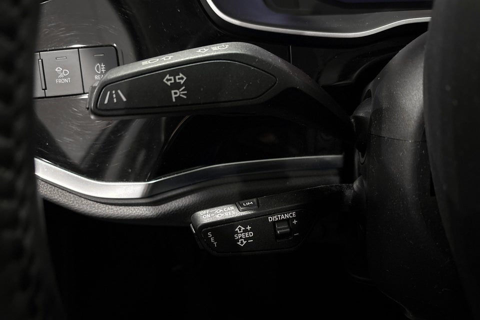 Audi Q3 35 TFSi Advanced Prestige S-tr. 5d