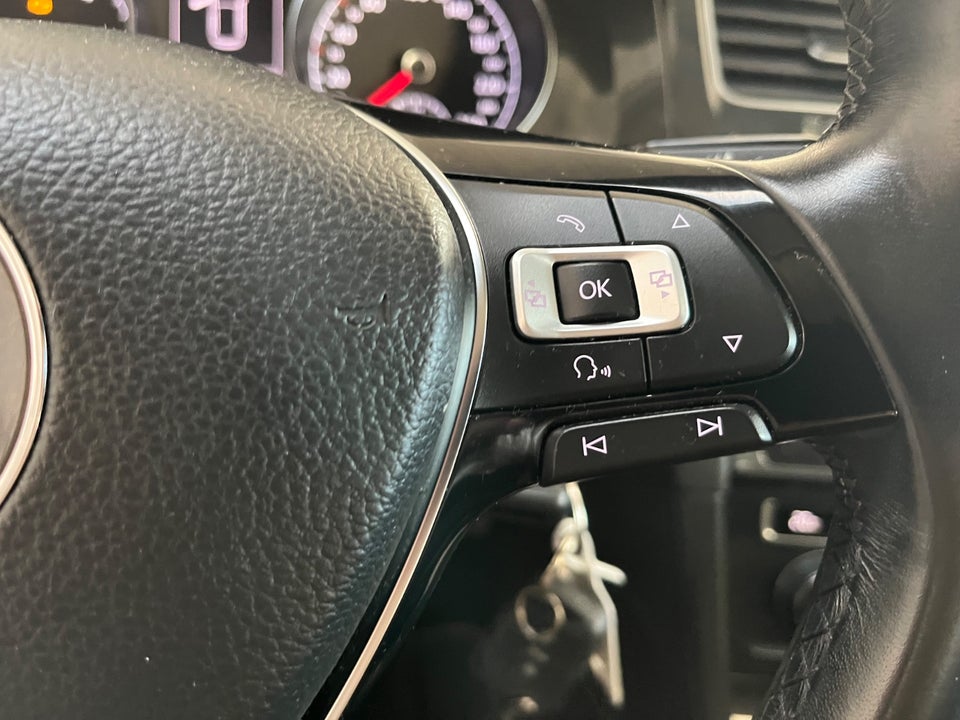 VW Golf VII 1,6 TDi 115 Comfortline Van 5d