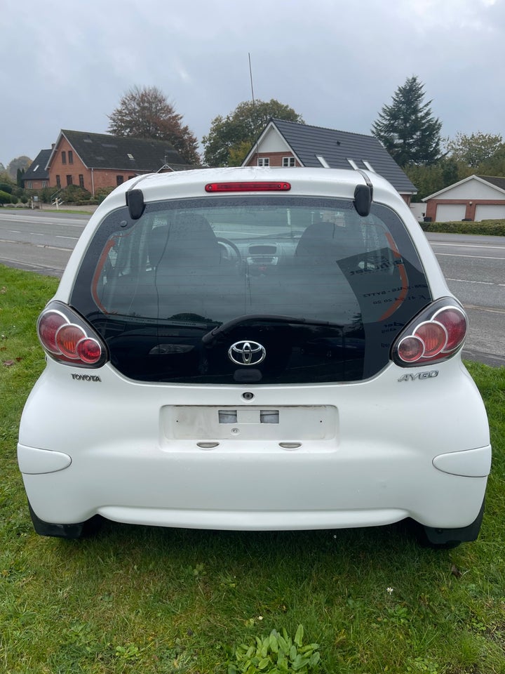 Toyota Aygo 1,0 VVT-i T1 5d