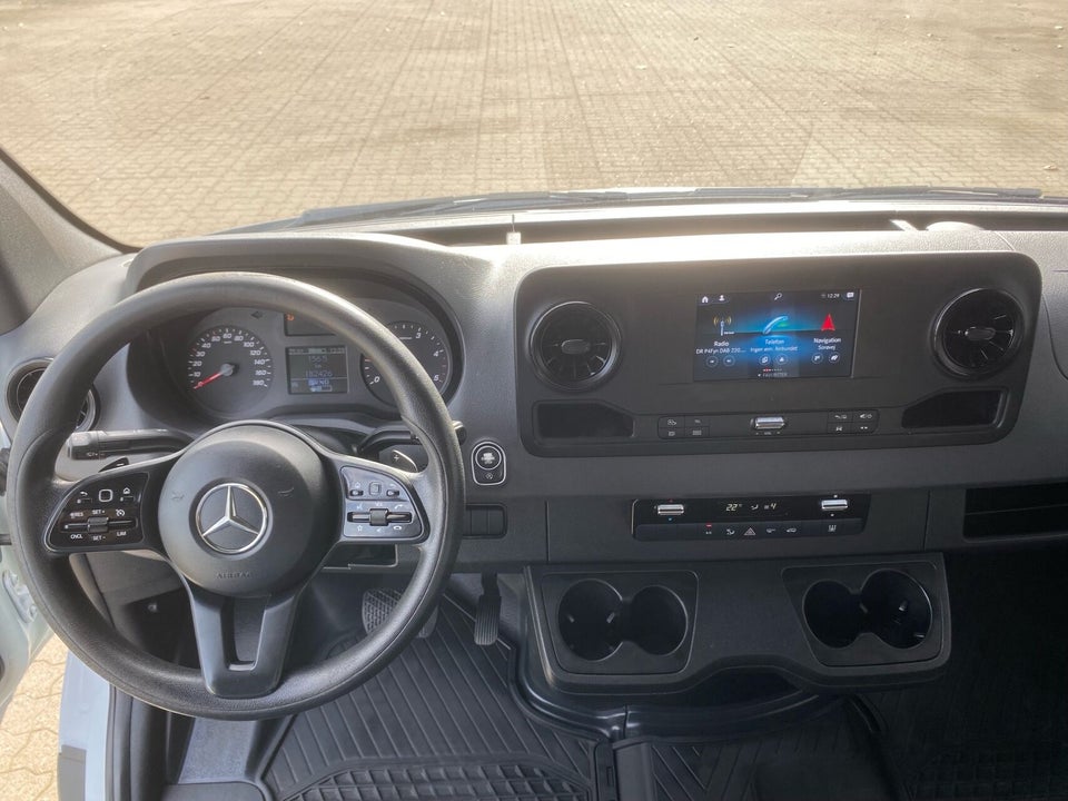 Mercedes Sprinter 317 2,0 CDi A4 Kassevogn aut. RWD