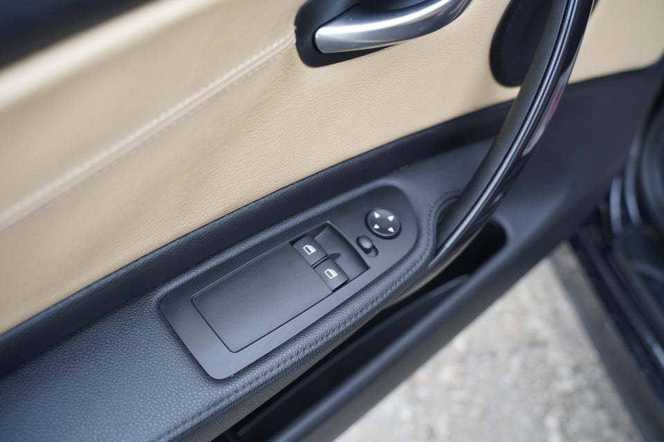 BMW 118i 2,0 aut. 3d