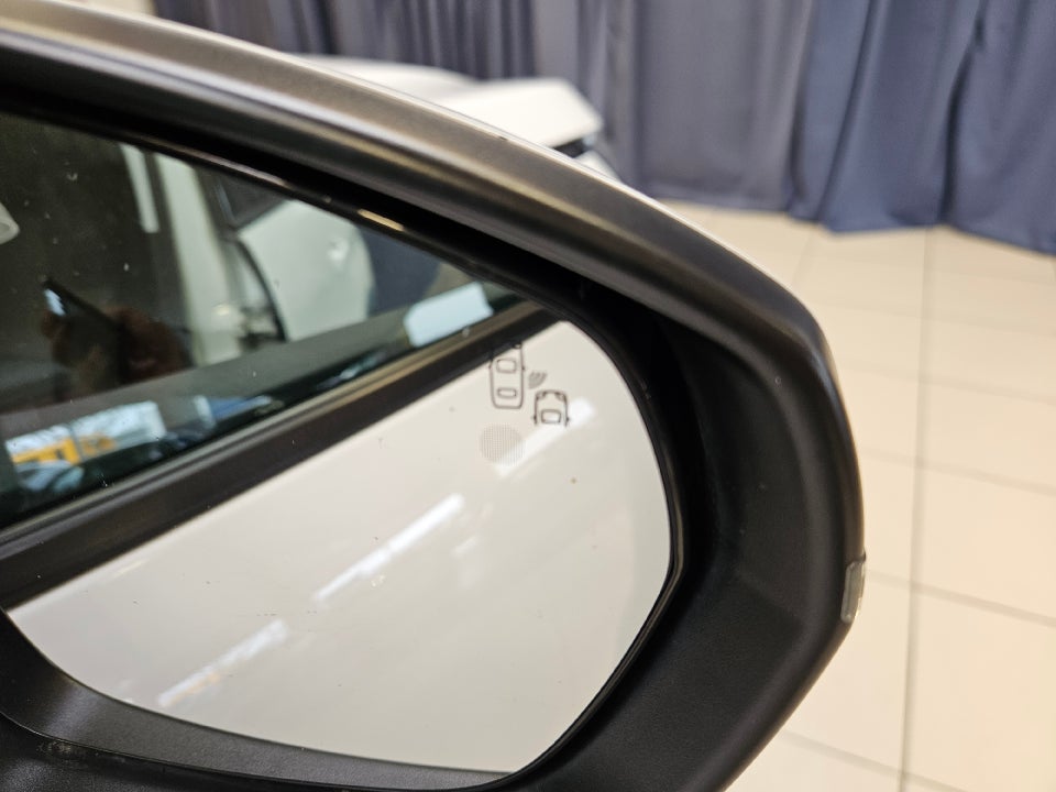 Peugeot 3008 1,2 PureTech 130 Allure EAT8 5d