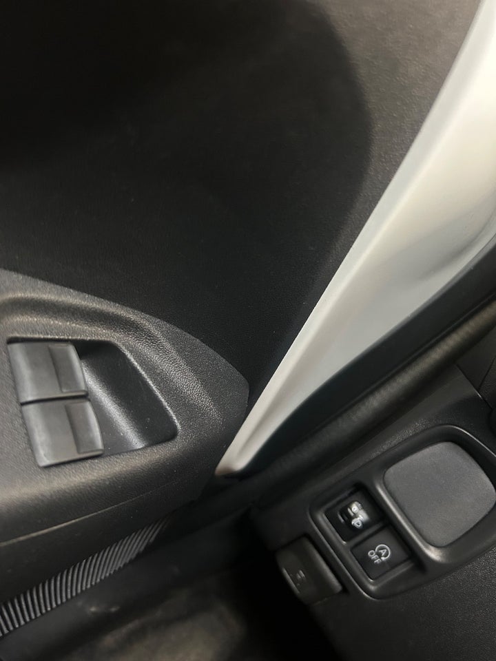 Citroën C1 1,0 VTi Shine 5d