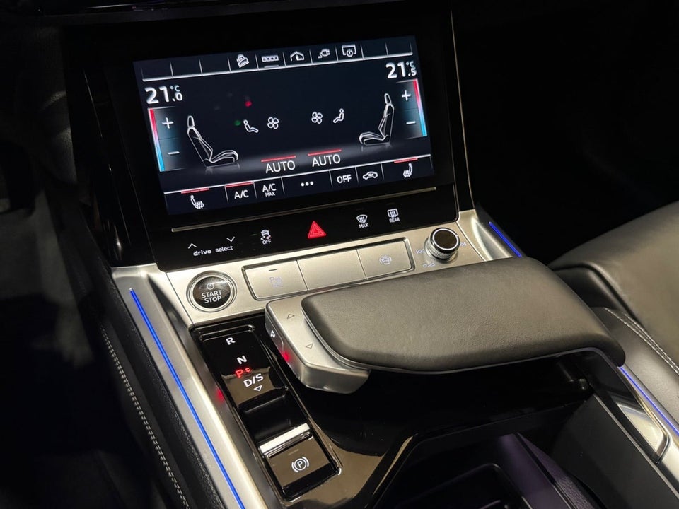 Audi e-tron 55 S-line Sportback quattro 5d