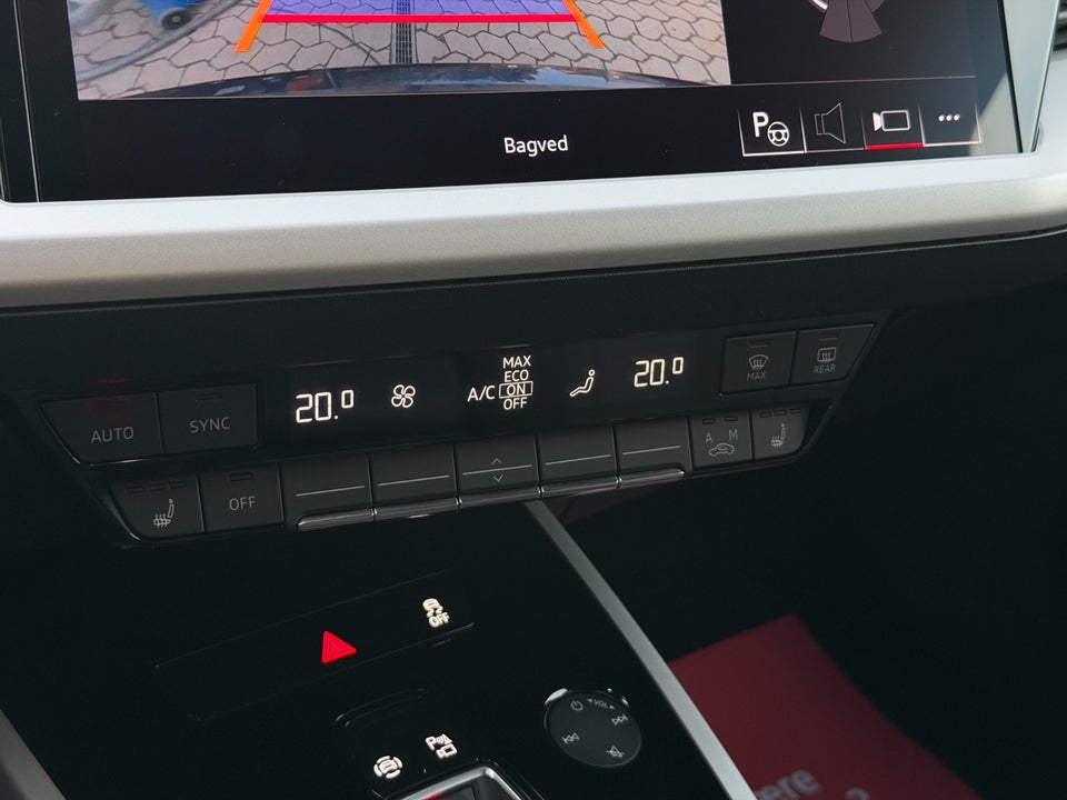 Audi Q4 e-tron 40 Advanced 5d