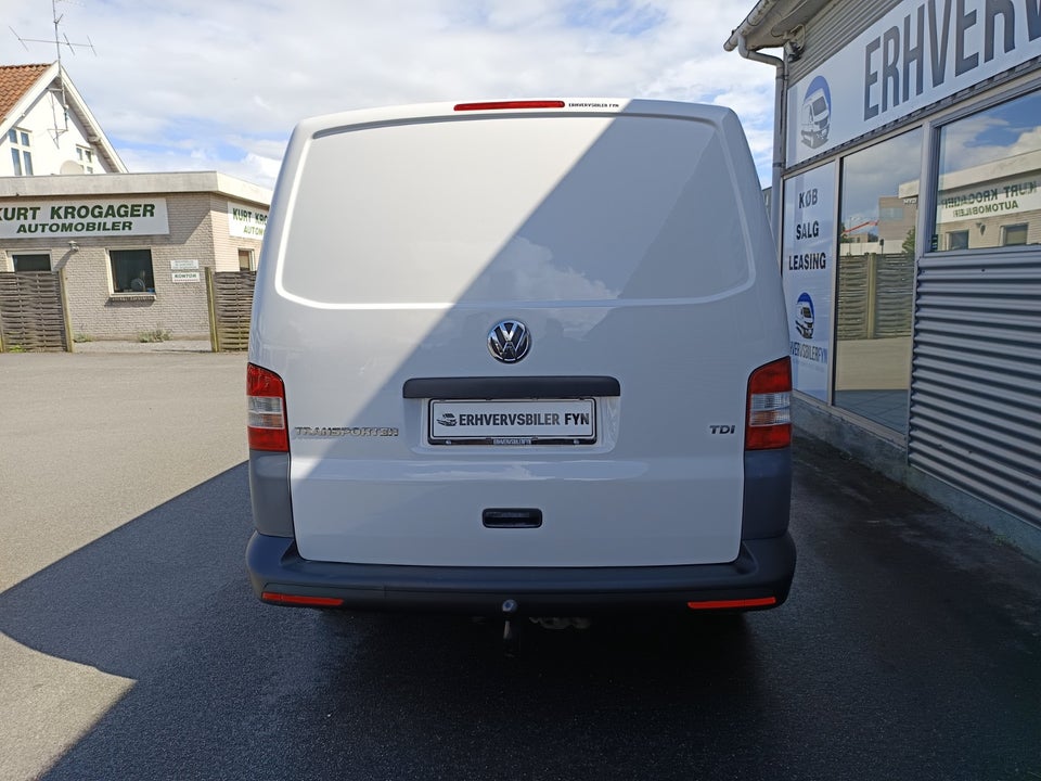 VW Transporter 2,0 TDi 84 Kassevogn kort 4d