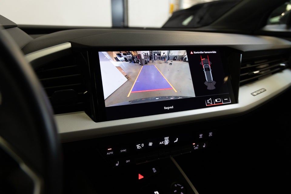 Audi Q4 e-tron 45 Attitude 5d