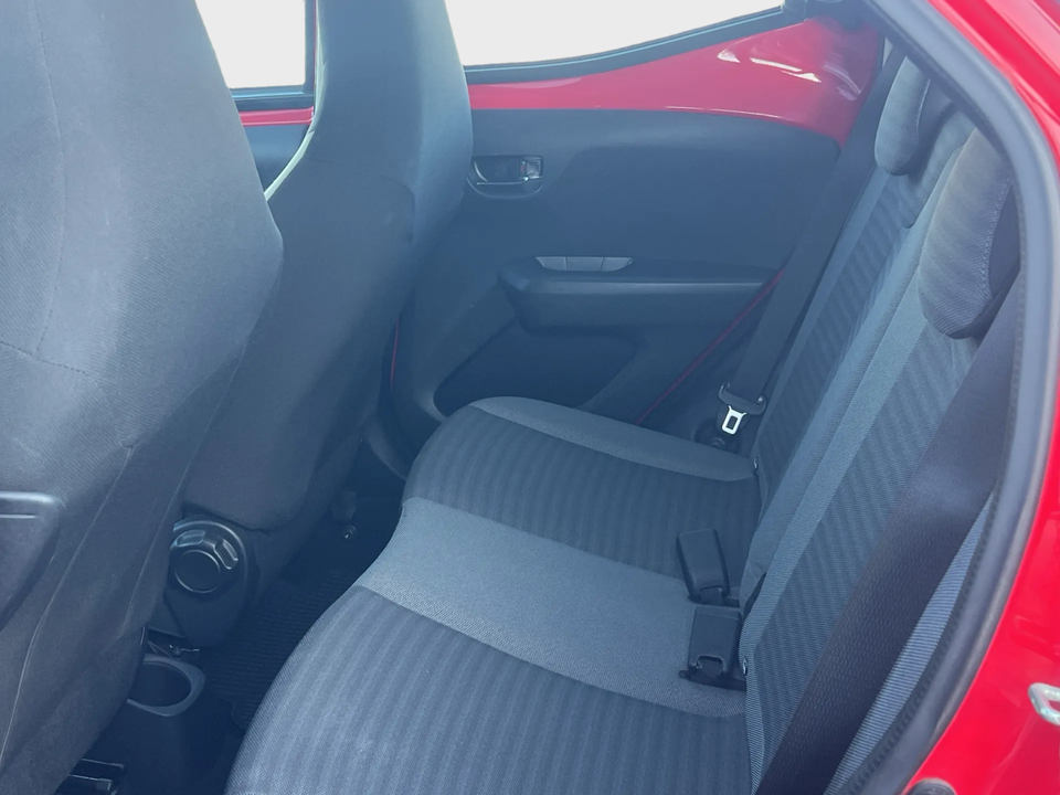 Toyota Aygo 1,0 VVT-i x-plore 5d