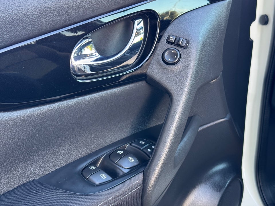 Nissan Qashqai 1,5 dCi 115 N-Connecta DCT 5d