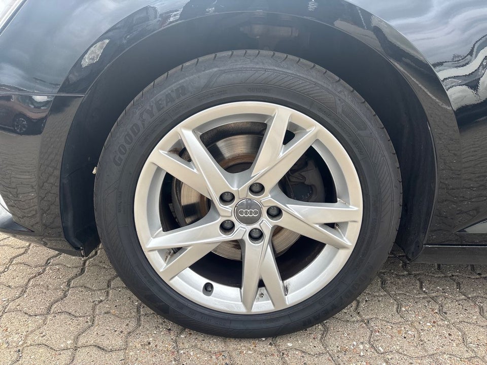 Audi A4 2,0 TFSi 190 Sport S-tr. 4d