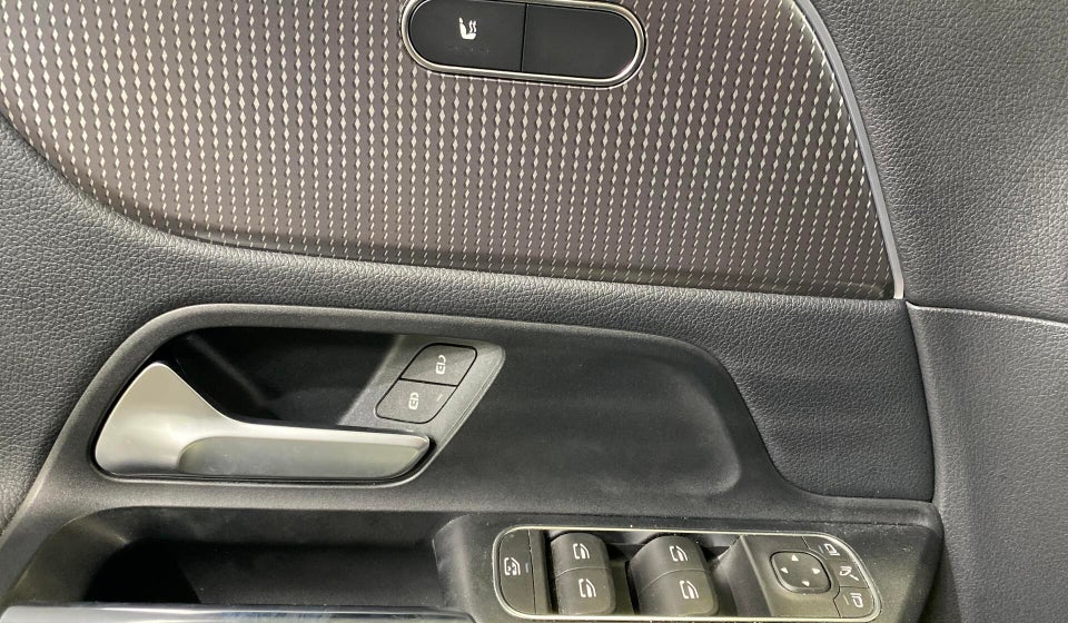 Mercedes EQA250 Progressive 5d