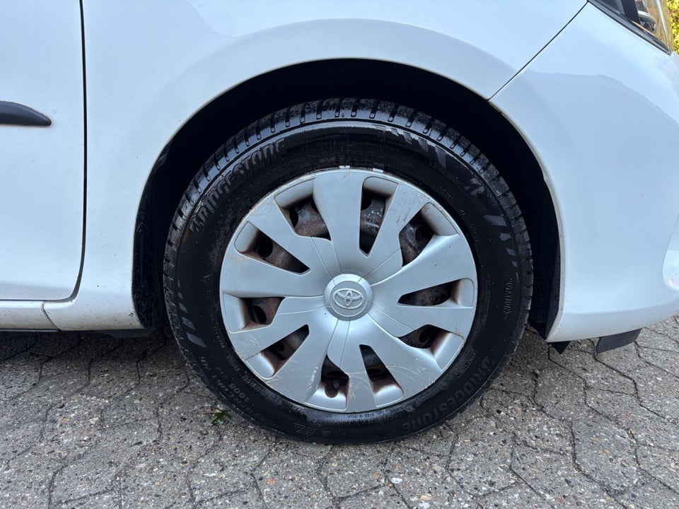 Toyota Yaris 1,5 Hybrid H2 Premium e-CVT 5d