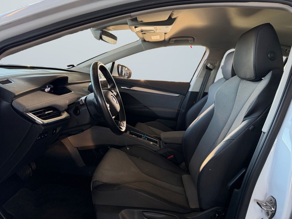 Skoda Enyaq 60 iV Loft 5d