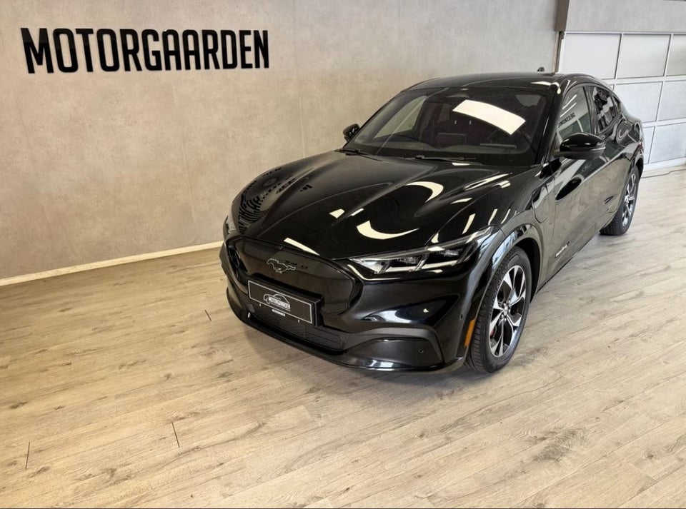 Ford Mustang Mach-E 98 Extended Range AWD 5d