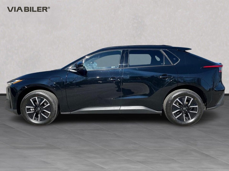 Toyota bZ4X 73 Executive 5d