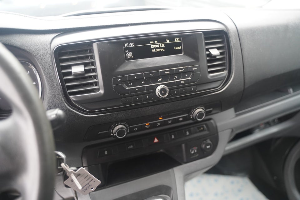 Toyota ProAce 2,0 D 120 Medium Base 5d