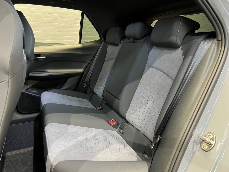 Cupra Born 58 e-Boost 5d