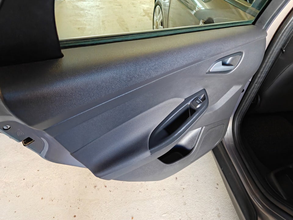 Ford Focus 1,0 SCTi 100 Edition stc. ECO 5d