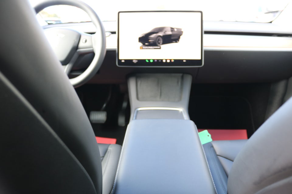 Tesla Model Y Long Range AWD 5d