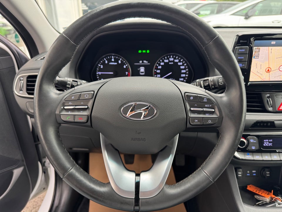 Hyundai i30 1,0 T-GDi Premium 5d