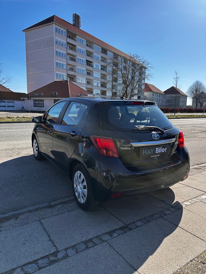 Toyota Yaris 1,5 Hybrid H2 Touch e-CVT 5d