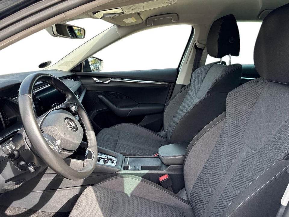 Skoda Octavia 1,4 TSi iV Plus Combi DSG 5d
