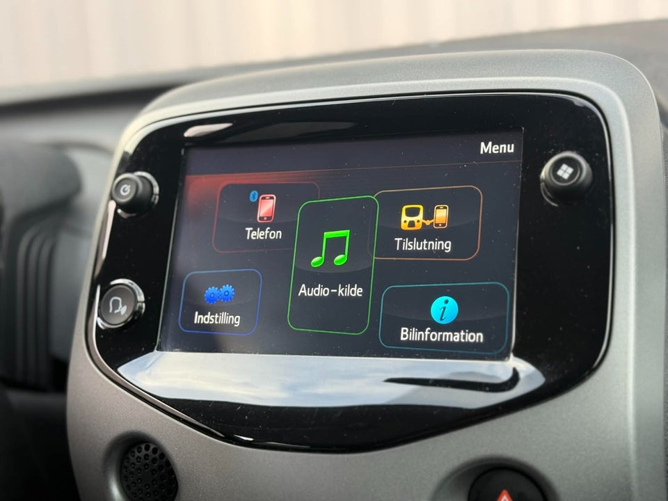 Toyota Aygo 1,0 VVT-i x-press 5d