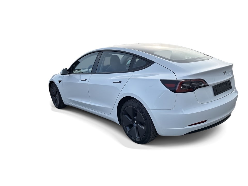 Tesla Model 3 RWD 4d