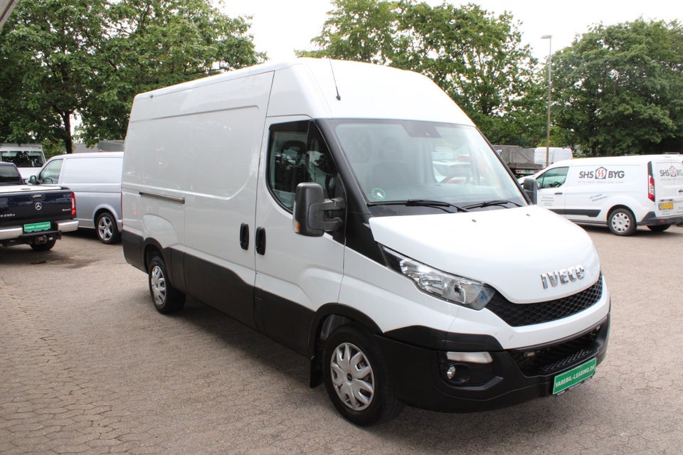 Iveco Daily 3,0 35C17 12m³ Van