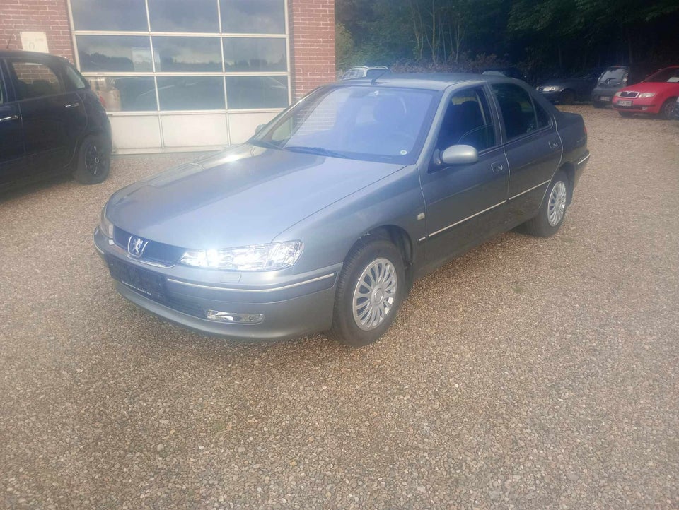 Peugeot 406 1,8 XS4 4d