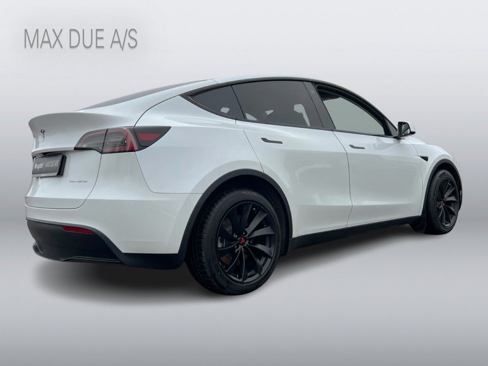 Tesla Model Y Long Range AWD 5d