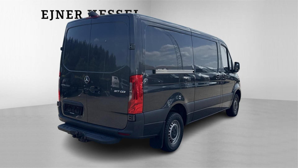 Mercedes Sprinter 317 2,0 CDi A2 Kassevogn aut. RWD