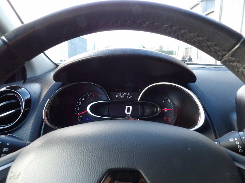 Renault Clio IV 0,9 TCe 90 Zen Sport Tourer 5d