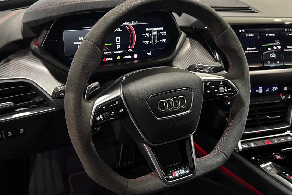 Audi RS e-tron GT pro quattro 4d