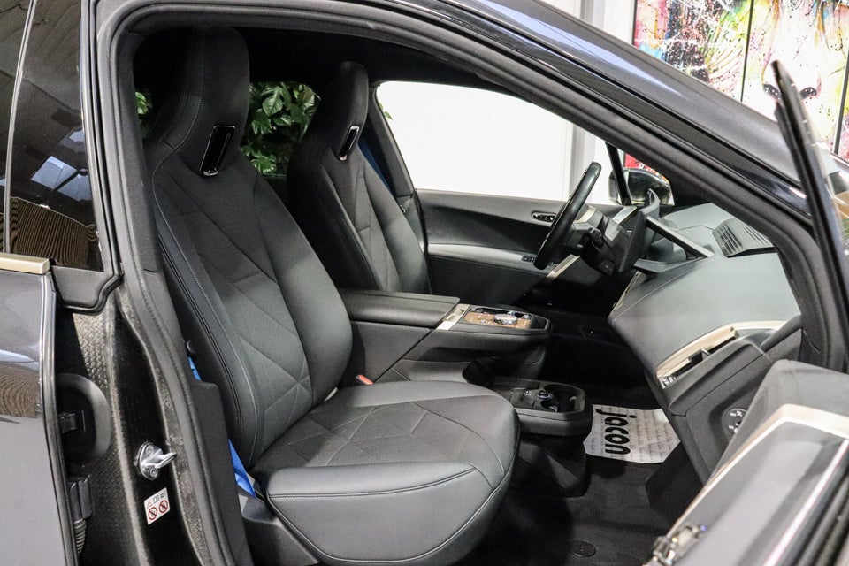 BMW iX xDrive40 M-Sport 5d