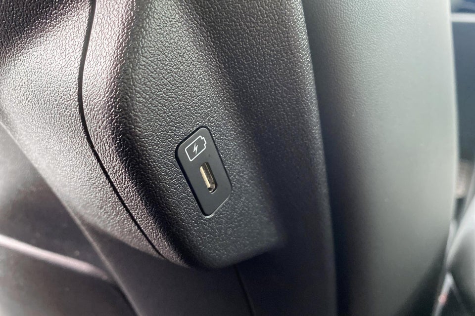 Kia Niro 64 EV Premium 5d