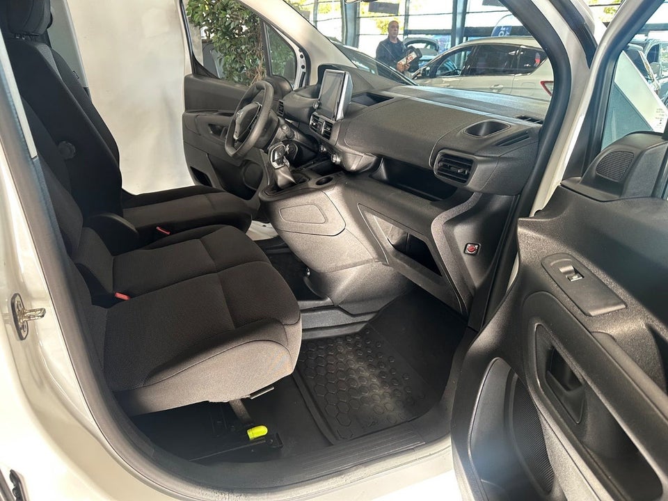 Peugeot Partner 1,5 BlueHDi 100 L1V1 Plus Van