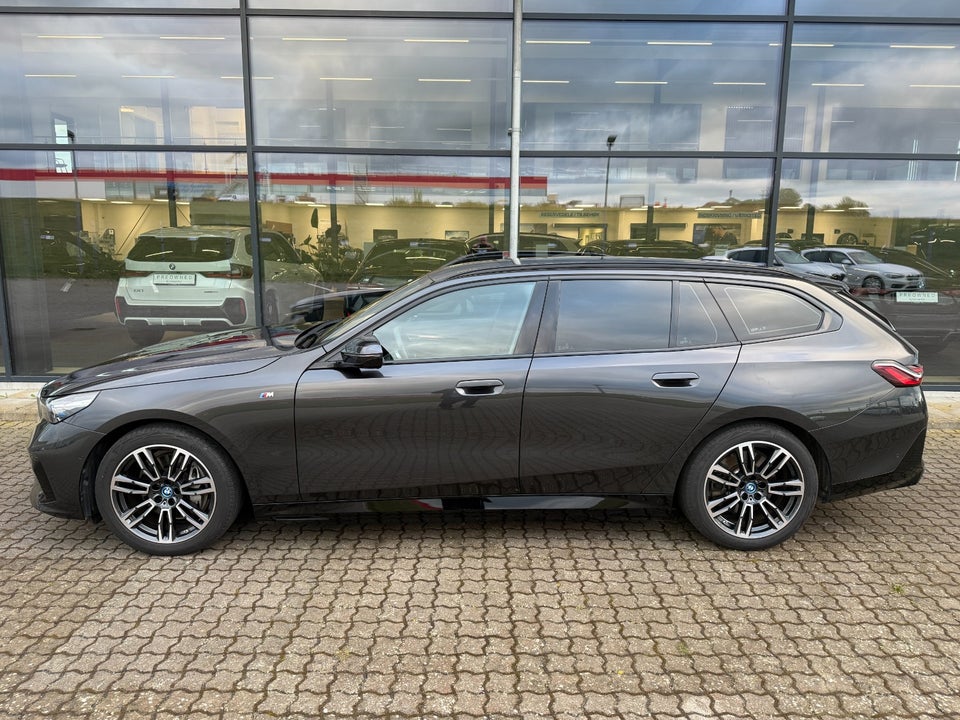 BMW i5 eDrive40 Touring M-Sport 5d