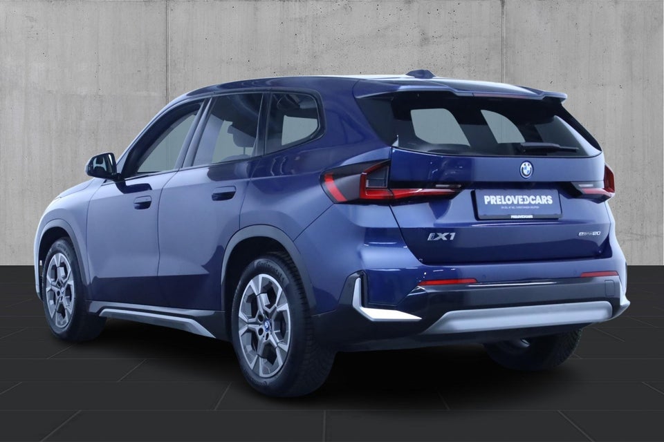 BMW iX1 eDrive20 X-Line 5d