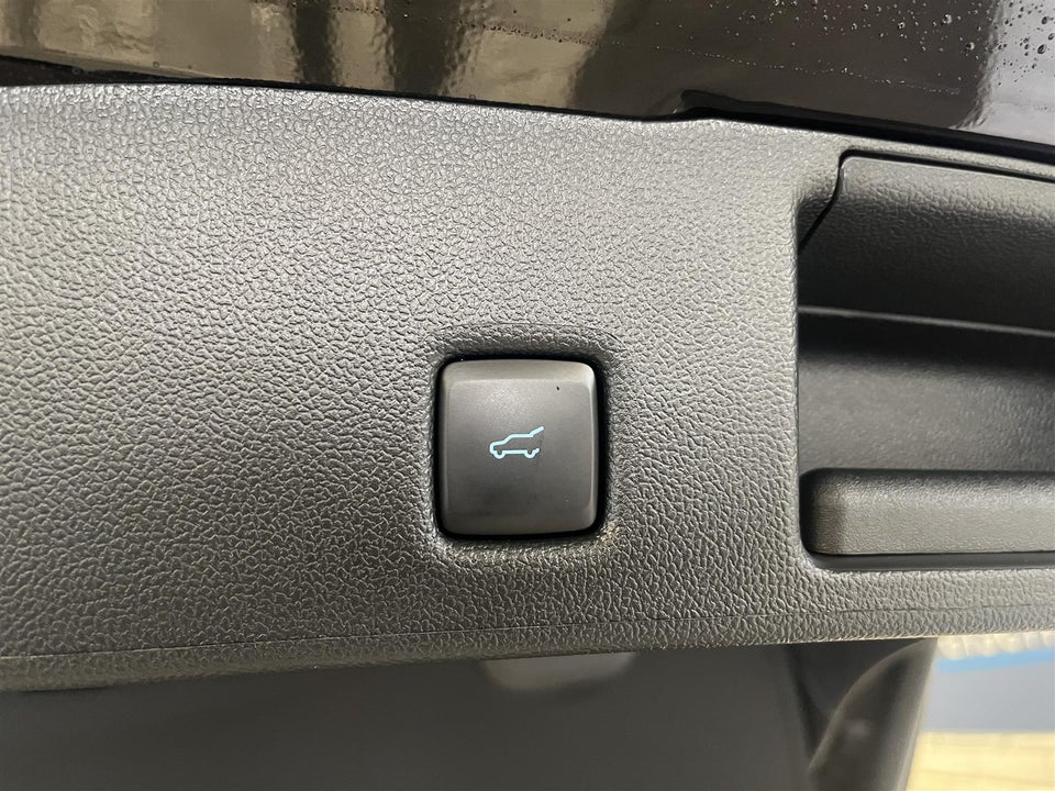 Ford Kuga 2,5 PHEV ST-Line X CVT 5d