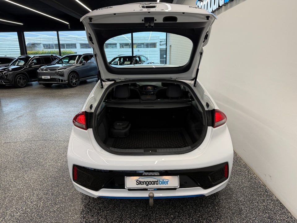 Hyundai Ioniq 1,6 PHEV Premium DCT 5d