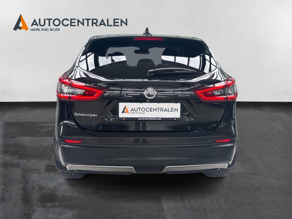 Nissan Qashqai 1,3 Dig-T 160 N-Connecta 5d