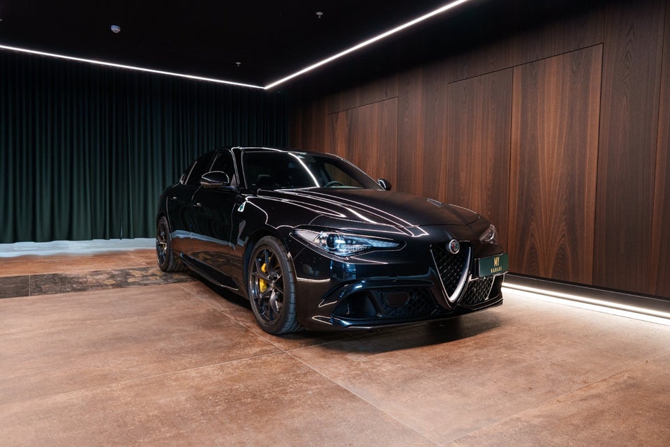 Alfa Romeo Giulia 2,9 V6 Quadrifoglio aut. 4d