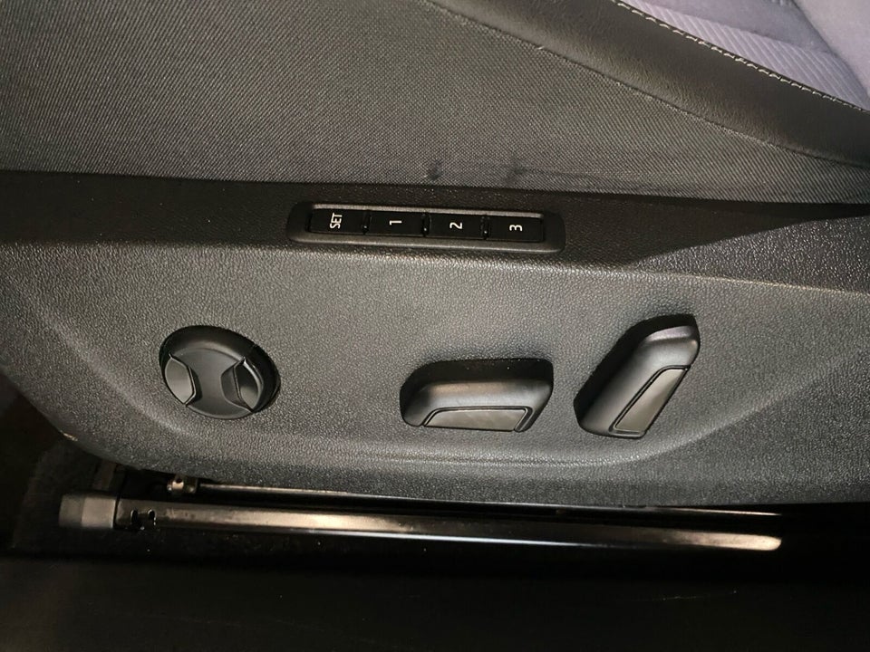 Skoda Enyaq 80 iV 5d