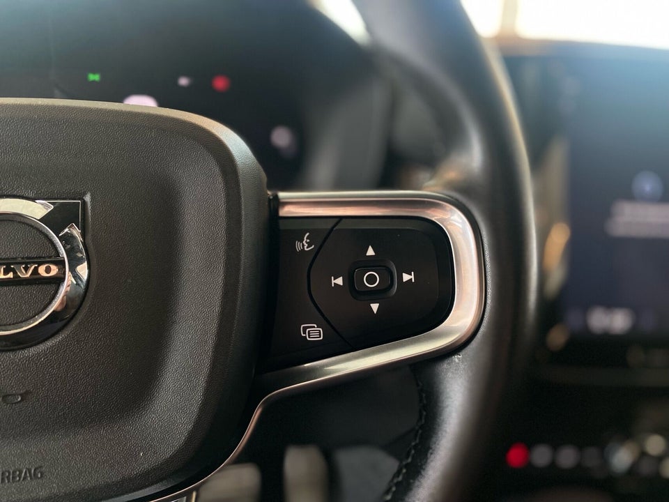 Volvo XC40 P8 ReCharge Twin Plus 5d