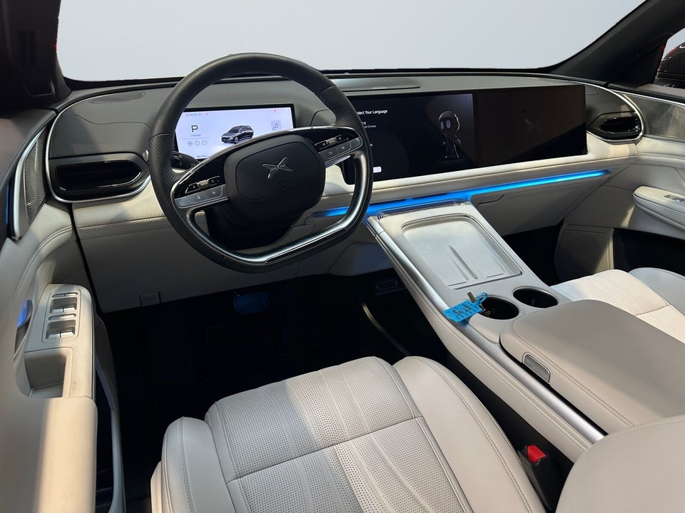 Xpeng G9 Long Range 5d