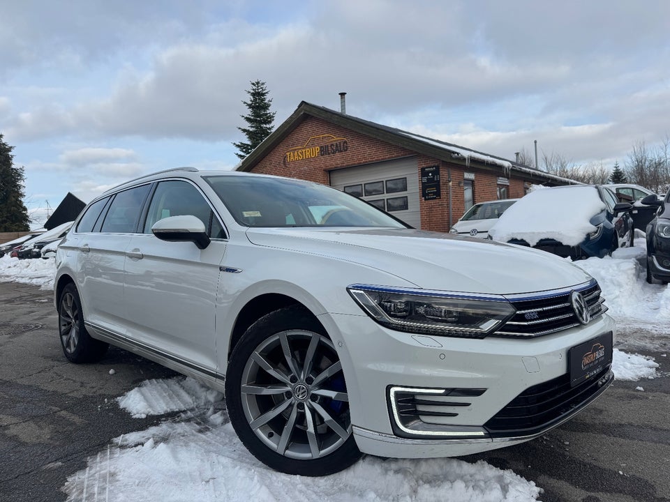 VW Passat 1,4 GTE Highline+ Variant DSG 5d